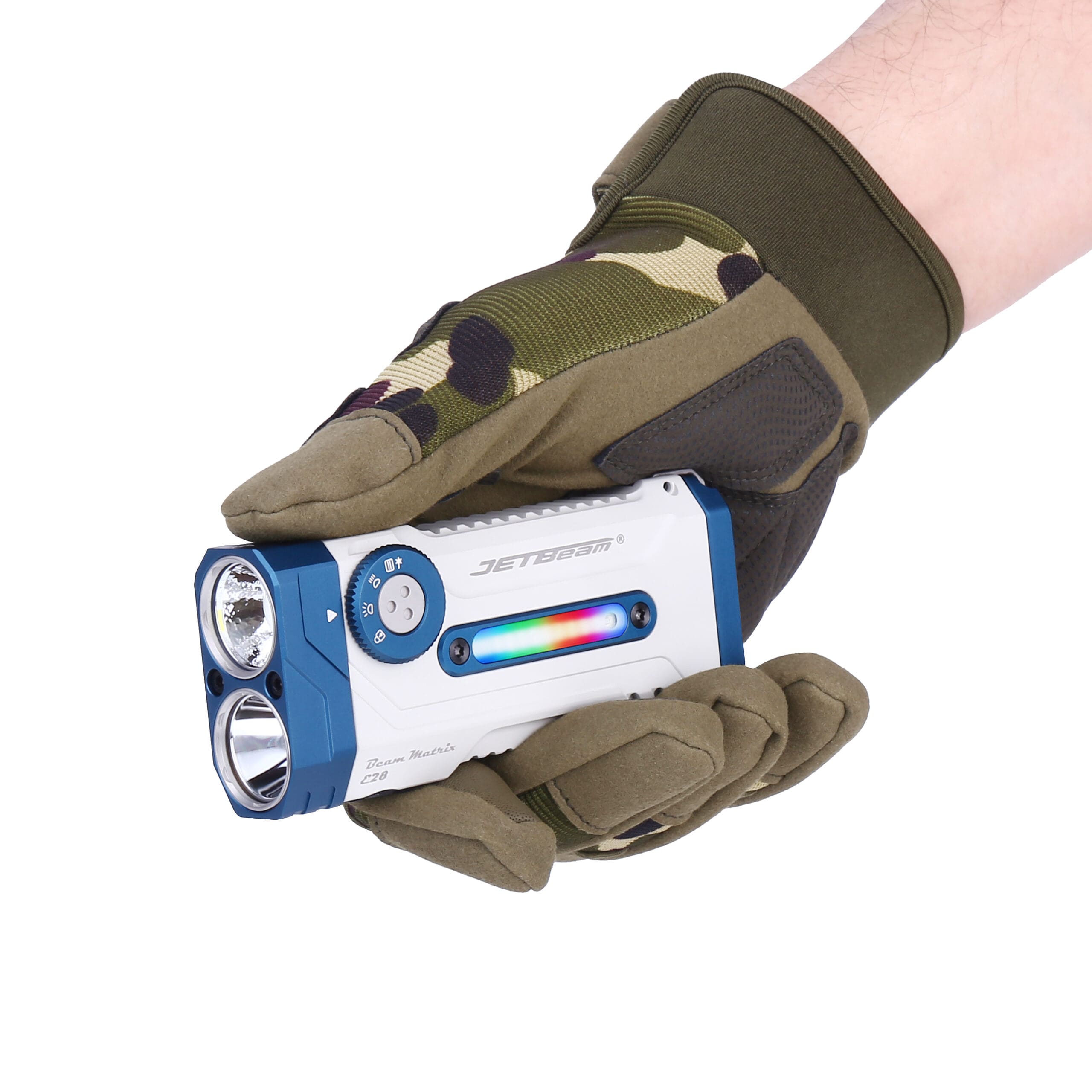 Jetbeam E28 USB-C Rechargeable LED Flashlight - Image 2